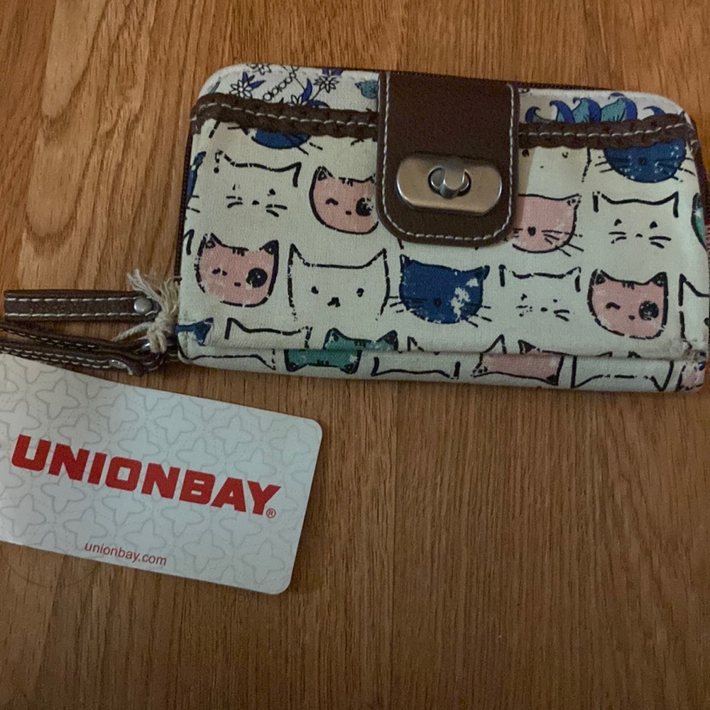 Unionbay cat wallet